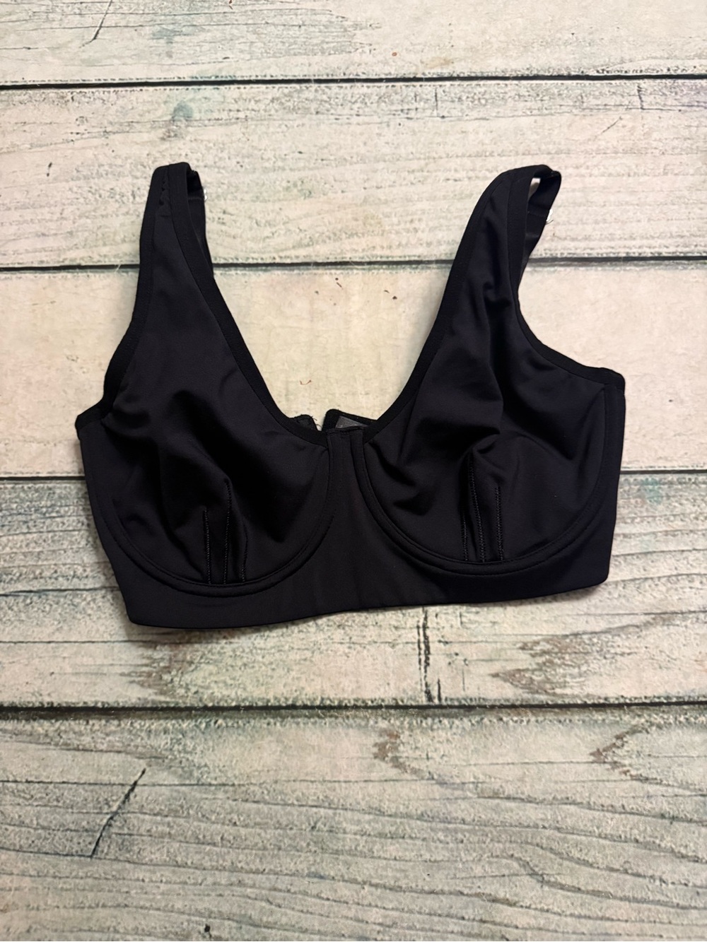 Natori black underwire no padding bra. FLAW 34D
